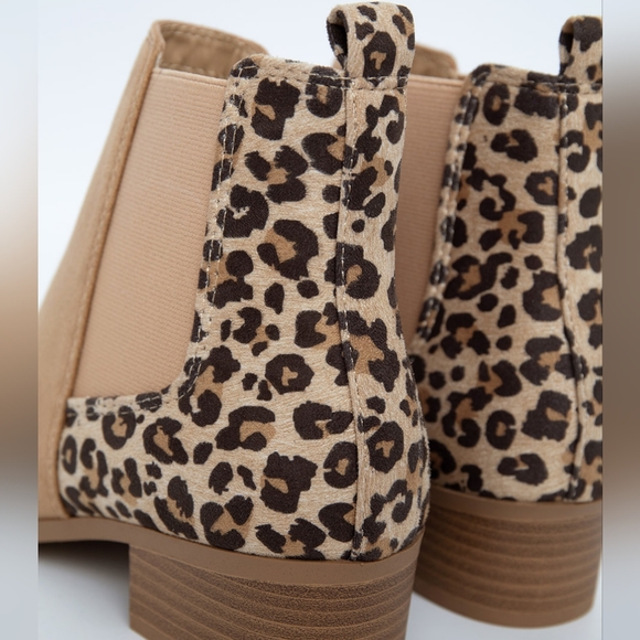 Faux Suede Leopard Print Booties - Picture 5 of 9
